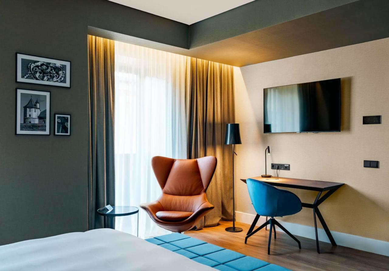 Radisson Blu Aurum Hotel, Braszów Zewnętrze zdjęcie