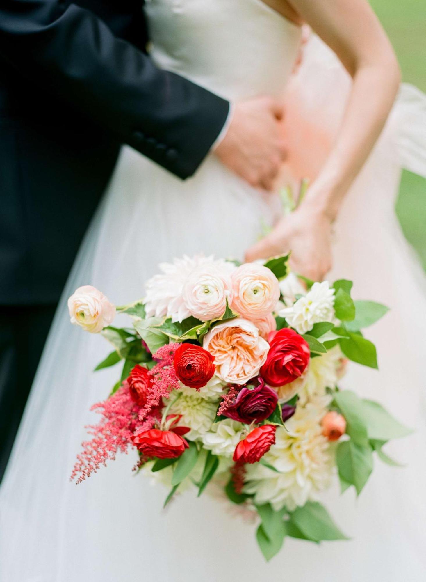 Radisson Blu Aurum Hotel, Braszów Zewnętrze zdjęcie A bridal bouquet